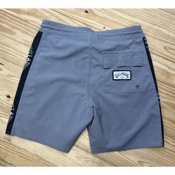 Billabong Lo Tide Skate Surf Boardshorts Gray Mens Size 28 - Picture 2 of 6
